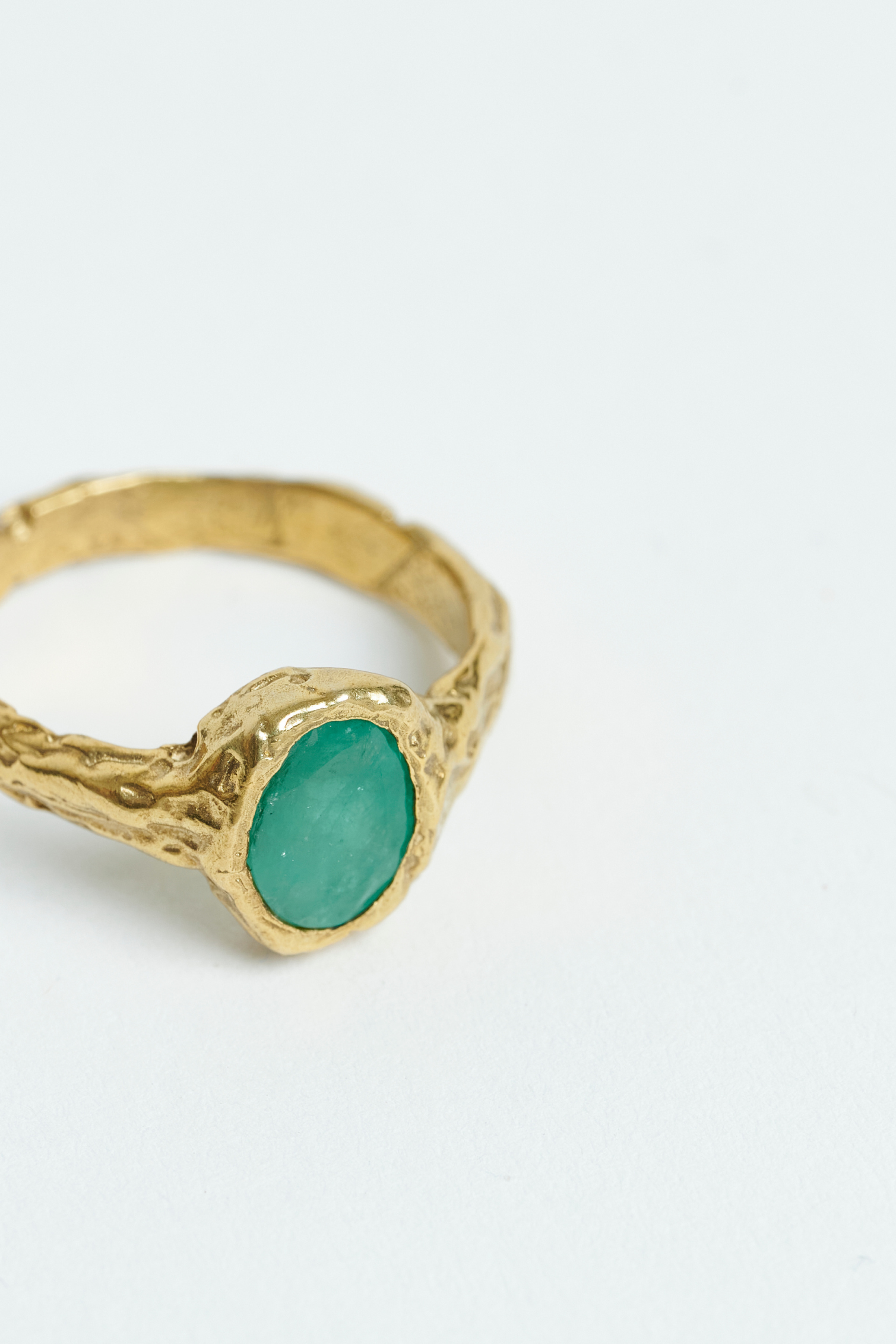 Anillo Esmeralda Solitario