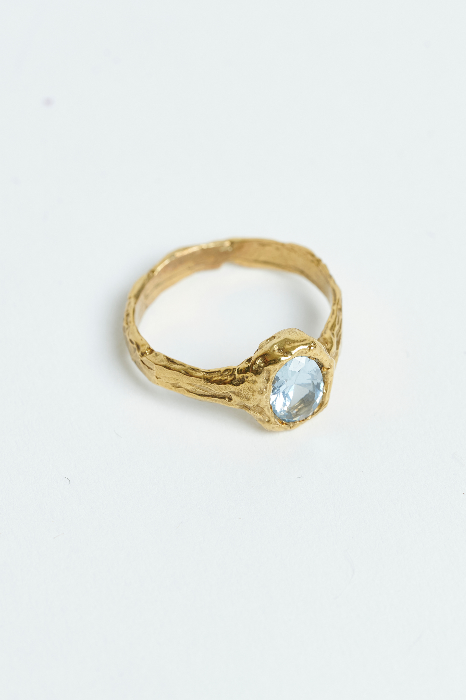 Anillo Solitario Circón
