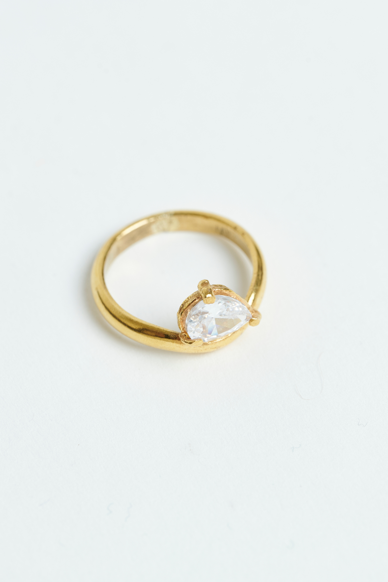 Anillo Dalí Enchapado