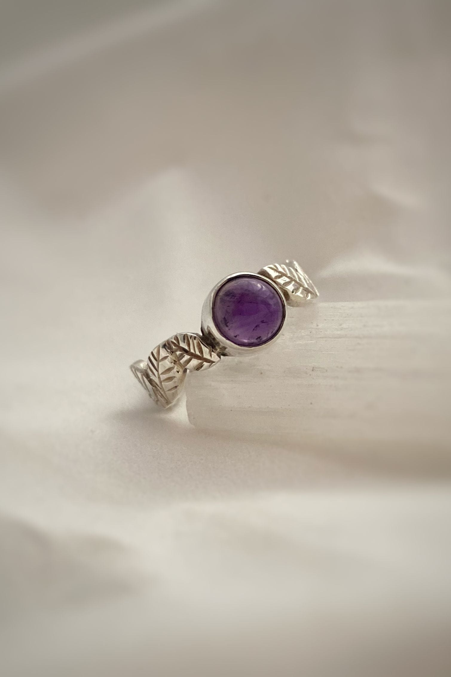 Anillo Hechizo de Protección Amatista