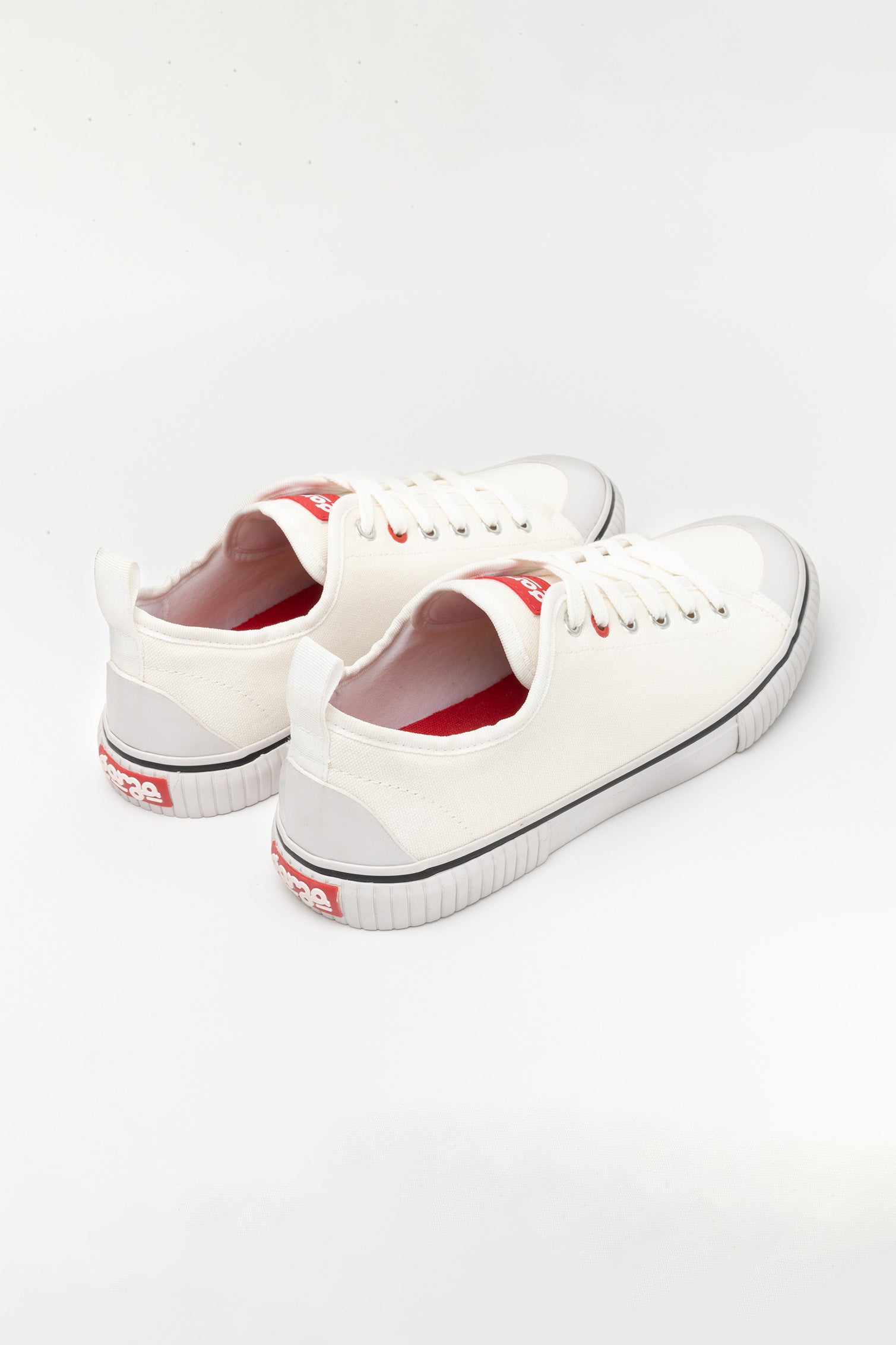 Garza New Zu White