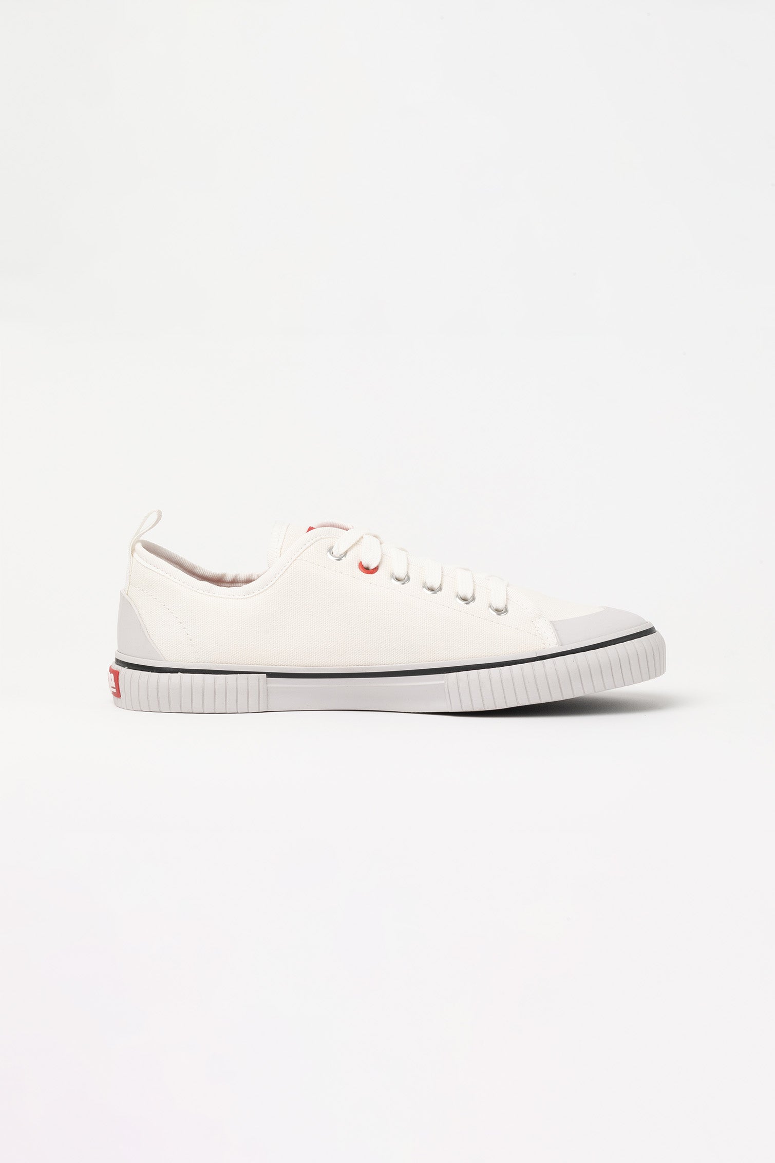 Garza New Zu White