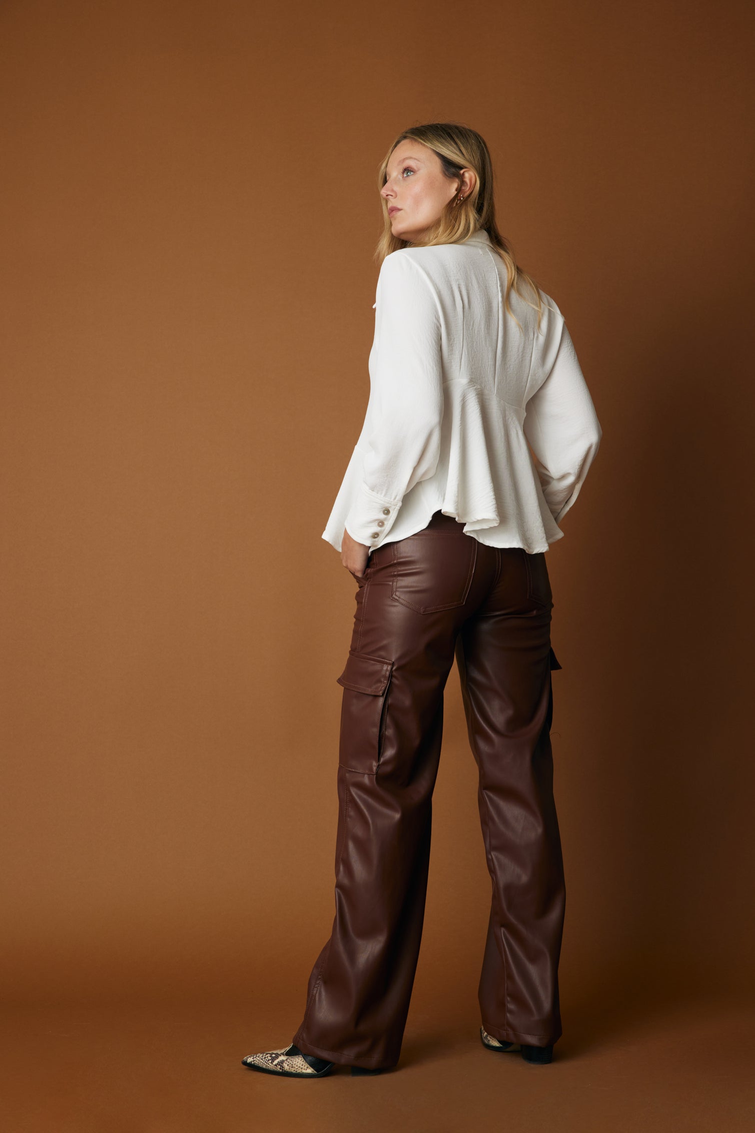 Pantalón Cargo Choco