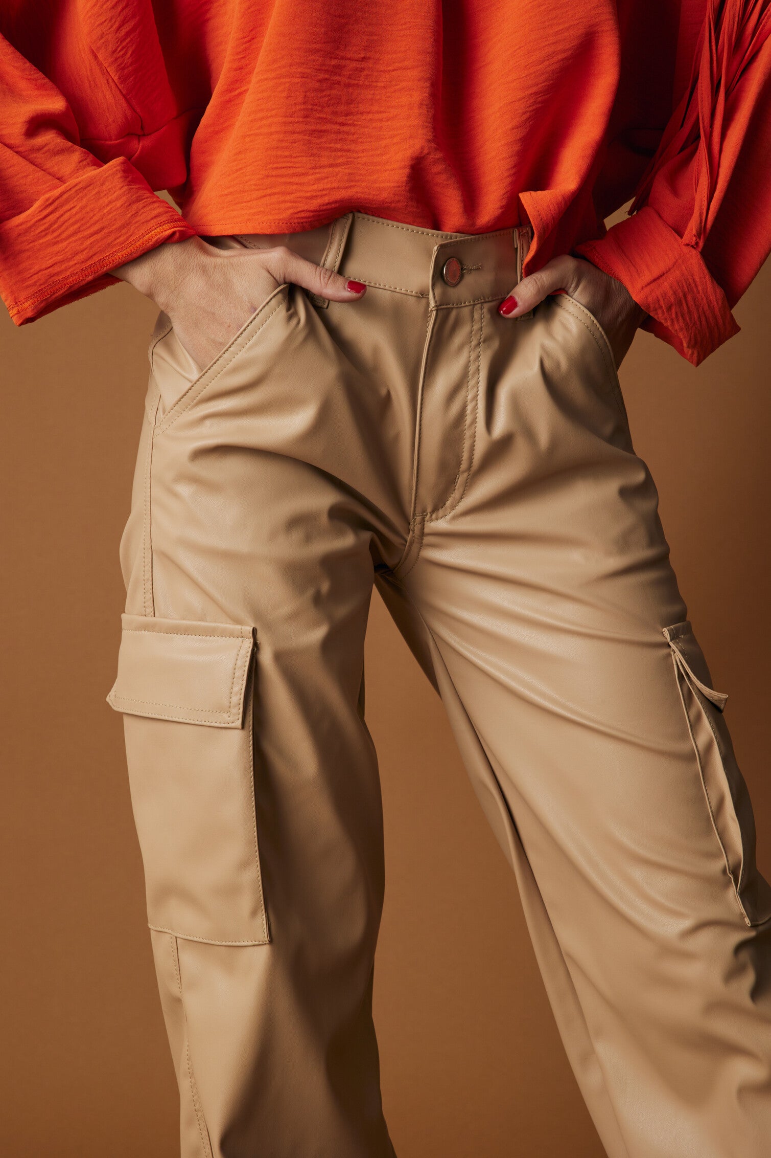 Pantalón Cargo Beige