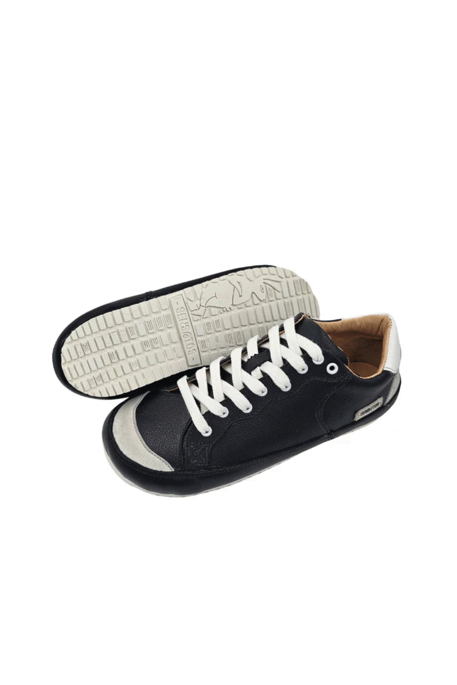 Zapatilla Negra A2