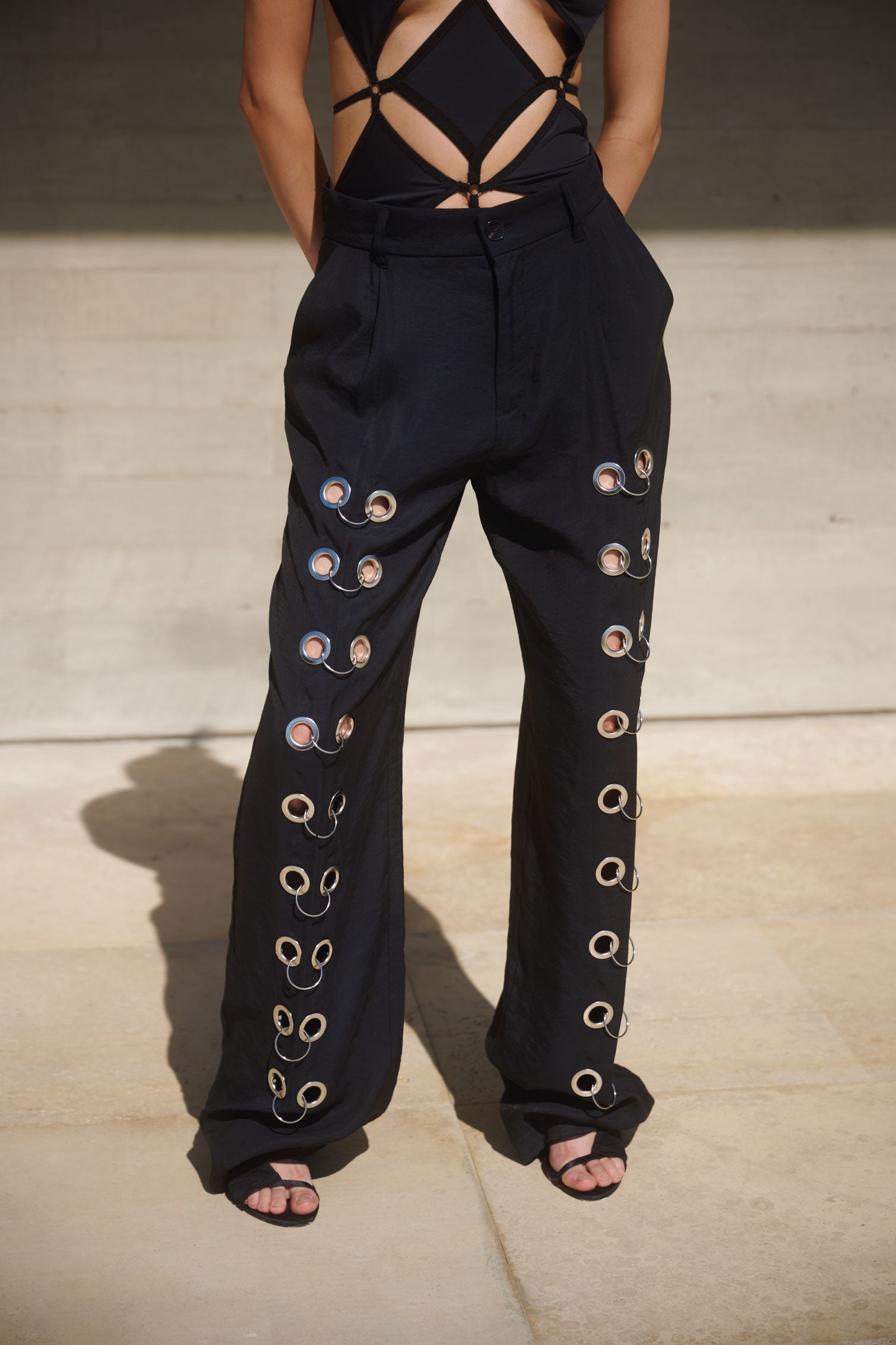 Pantalón Ojetillo